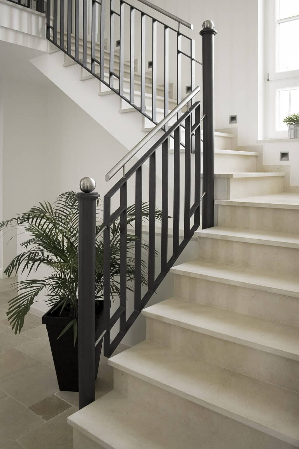 Galala Tritt und Setzstufen in Oberfläche gebürstet