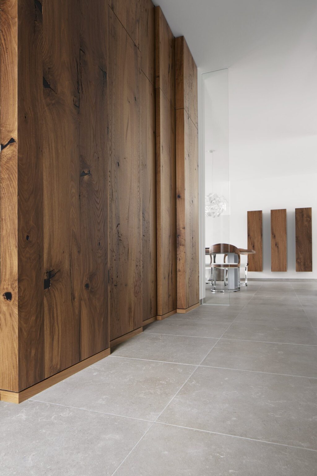 Kalksteinfliesen gestrahlt